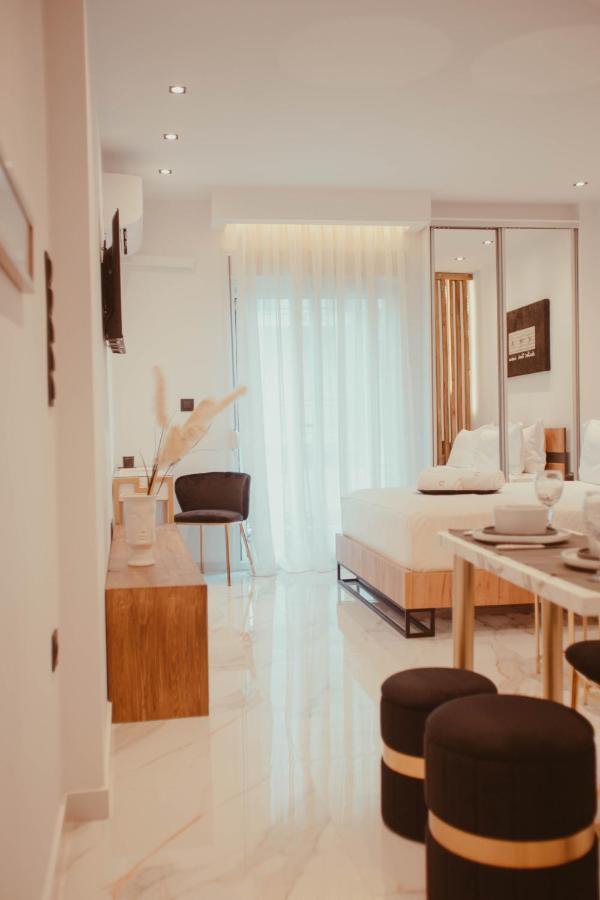 Aelia - Luxury Central Suite Alexandroupolis Exteriör bild