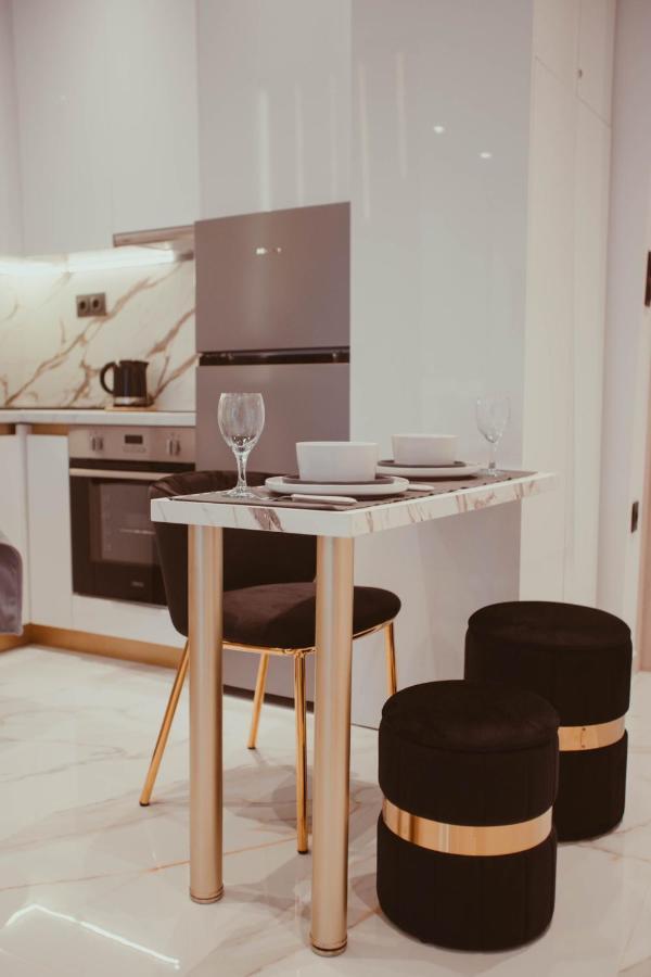 Aelia - Luxury Central Suite Alexandroupolis Exteriör bild